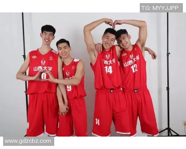 天津男篮晒训练视频:欢迎何思雨 那个阳光开朗大男孩回来了