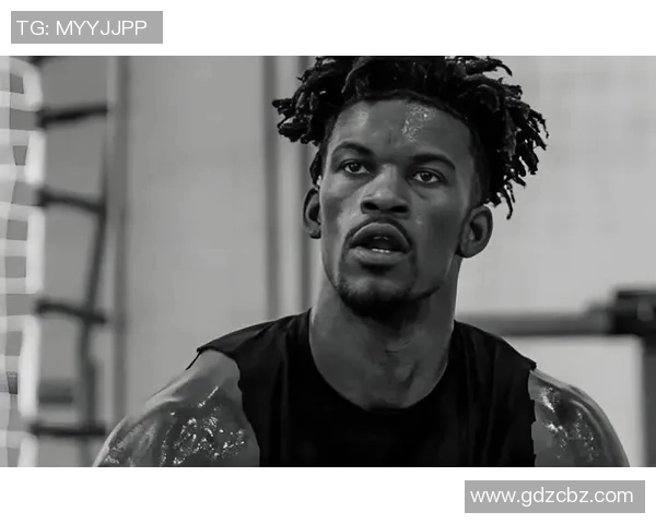 9中1,勇士队巴特勒在库明加打步行者队表现不佳后给予他一些建议