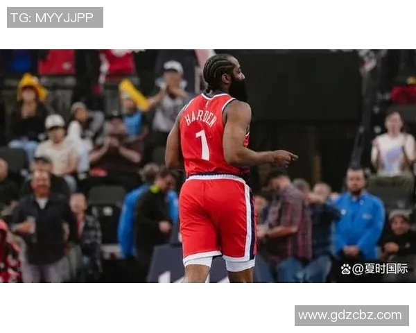 快船单节轰出29-16，从最多落后12分到反超7分